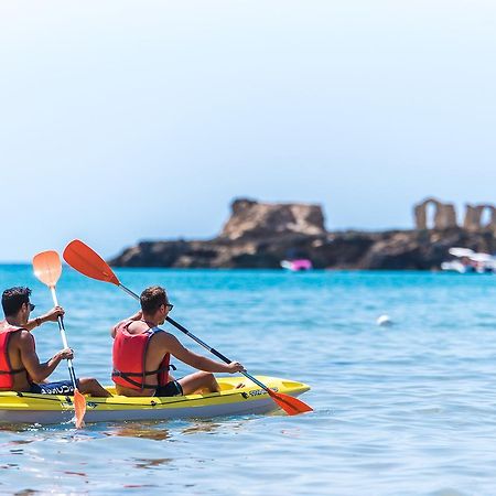 Camping Luminoso Punta Braccetto Bagian luar foto